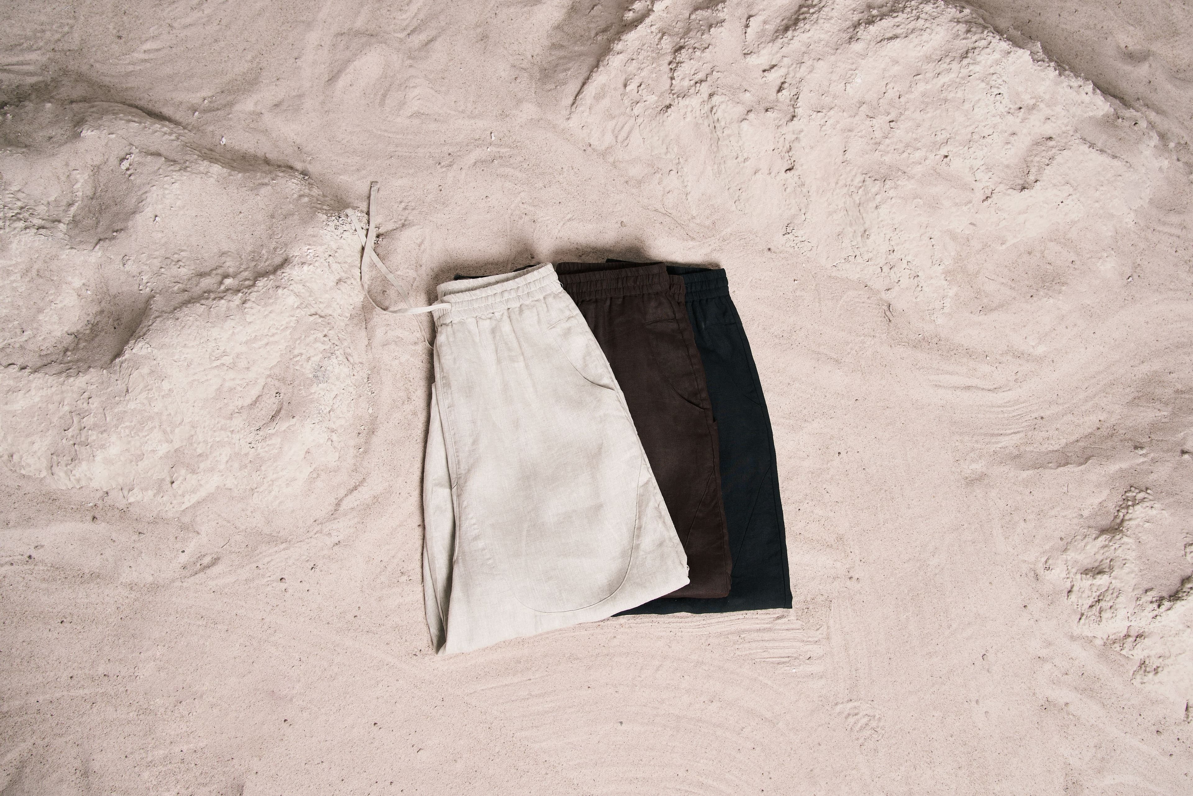 Trousers & Bottoms apparel category